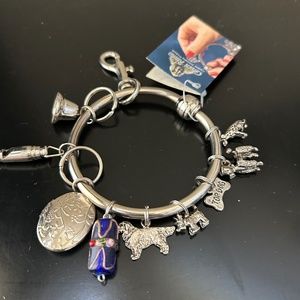 Green Rhino Charm Bracelet Key Ring. NWT